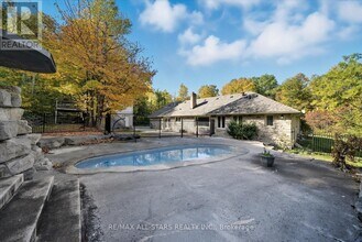 40 Algonquin Forest Dr in East Gwillimbury, ON - Building Photo - Building Photo