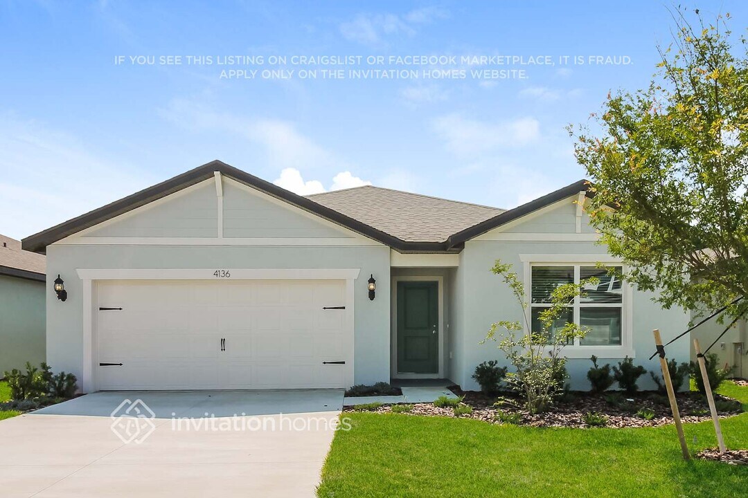 4136 Obsidian Dr in Spring Hill, FL - Building Photo