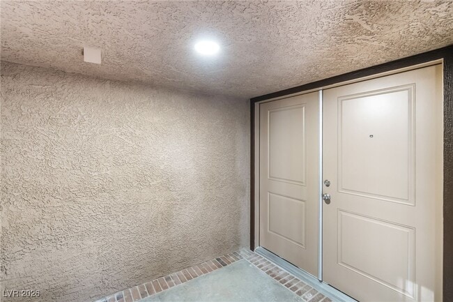 property at 968 Pinehurst Dr