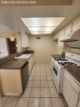 2913 Barrington Ct in Fullerton, CA - Building Photo - Building Photo