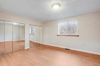 16015 SW Division St in Sherwood, OR - Building Photo - Building Photo