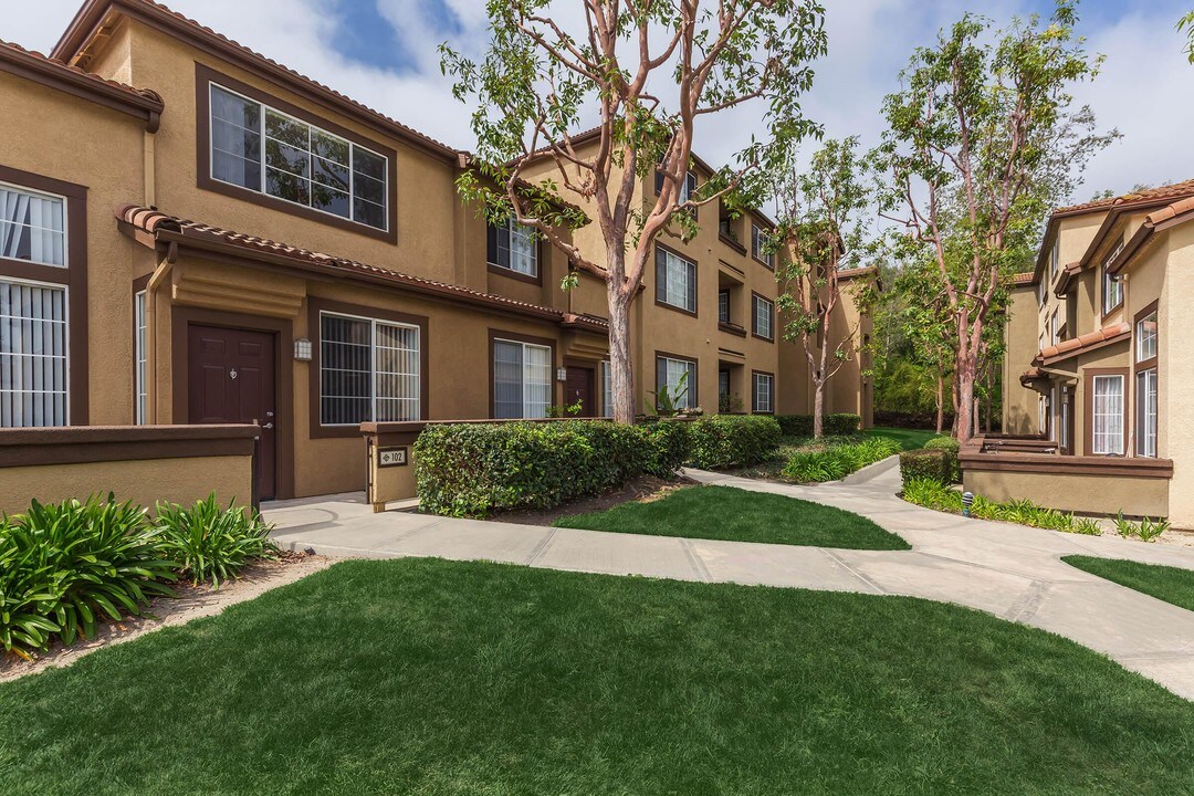 Wood Canyon Villas in Aliso Viejo, CA - Building Photo