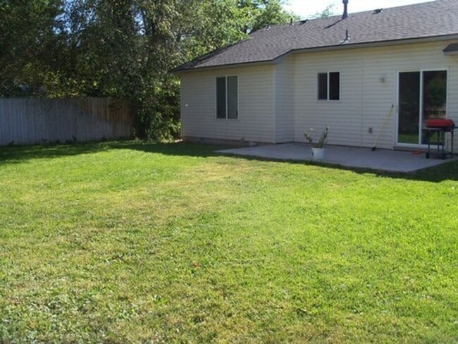 34 N Fairview St in Nampa, ID - Building Photo - Building Photo