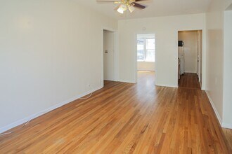 3915 N Pine Grove Ave, Unit 3W in Chicago, IL - Building Photo - Building Photo