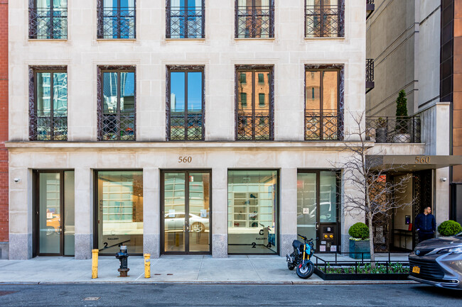 560 W 24th St in New York, NY - Foto de edificio - Building Photo