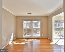 17259 Larkin Dr in Dumfries, VA - Building Photo - Building Photo