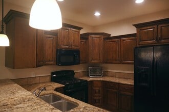 1288 N Cedar Blvd in Cedar City, UT - Building Photo - Building Photo