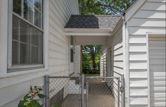 3302 Maple Rd in Louisville, KY - Building Photo - Building Photo