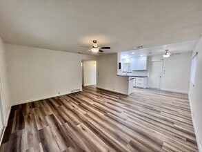 1653 E Paul Ave in Fresno, CA - Building Photo - Building Photo