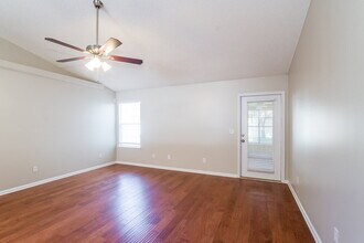 3748 Arava Dr in Green Cove Springs, FL - Building Photo - Building Photo