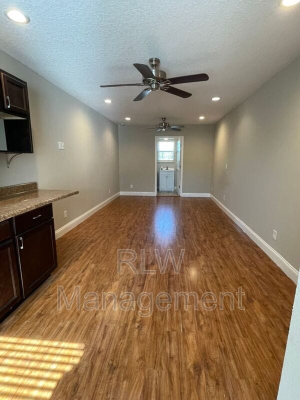 property at 515 N Disston Ave