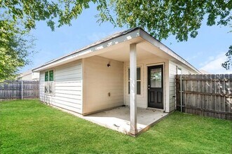 2605 Bear Oak Dr in Fort Worth, TX - Building Photo - Building Photo