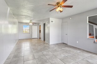 3 Shepard Ct in New Orleans, LA - Building Photo