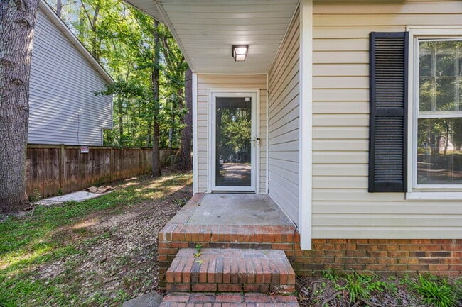 313 Friarsgate Blvd in Irmo, SC - Foto de edificio - Building Photo