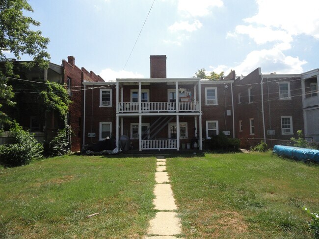 3218 W Grace St-Unit -Unit 1 in Richmond, VA - Building Photo - Building Photo