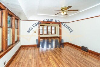 2577 N 52nd St in Milwaukee, WI - Building Photo - Building Photo