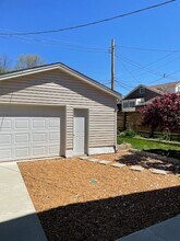 4417 Rosa Ave, Unit A in St. Louis, MO - Foto de edificio - Building Photo