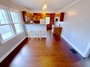 720 Paxton Place in Indianapolis, IN - Building Photo - Building Photo