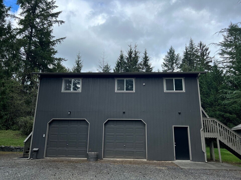 19704 44th St SE in Snohomish, WA - Building Photo