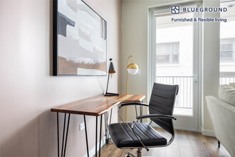 1818 N Cherokee Ave, Unit FL3-ID1199 in Los Angeles, CA - Building Photo - Building Photo