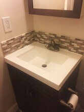 532 Carpenter St, Unit 1st. Floor in Philadelphia, PA - Building Photo - Building Photo
