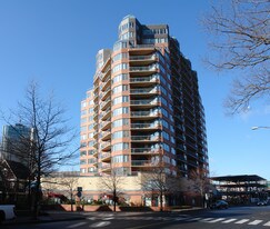 The Classic in Stamford, CT - Building Photo
