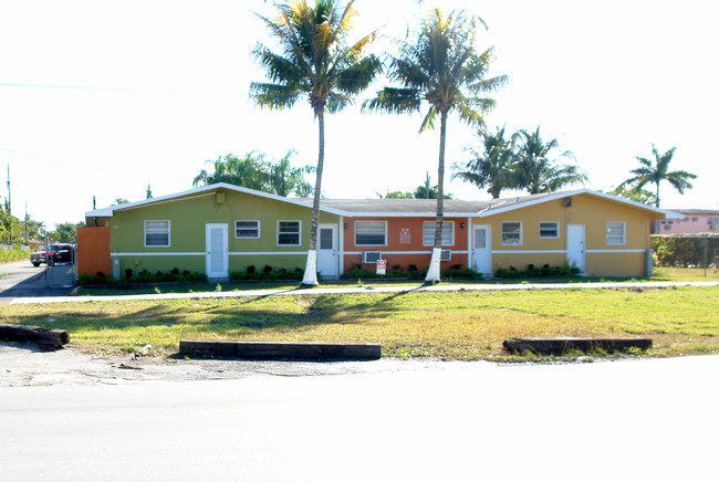 Coconut Palm in Homestead, FL - Building Photo - Building Photo