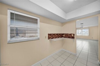 4824 Lucaya Dr in Cape Coral, FL - Building Photo - Building Photo