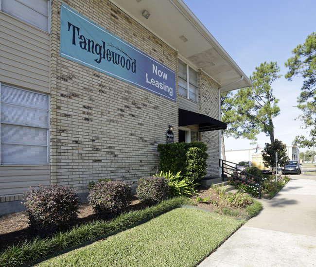 Tanglewood in Westwego, LA - Foto de edificio - Building Photo