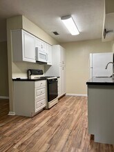 2625 NW 49th Pl in Gainesville, FL - Building Photo - Building Photo