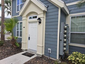 5601 Rosehill Rd, Unit 203 in Sarasota, FL - Building Photo
