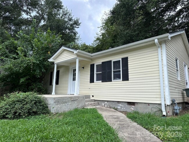property at 317 S Ransom St