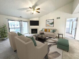 Huntington Glen in Grand Rapids, MI - Building Photo