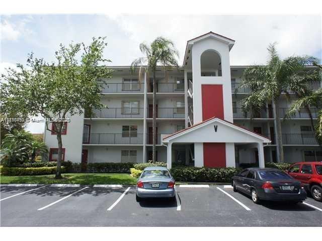 1000 SW 128th Terrace in Pembroke Pines, FL - Building Photo