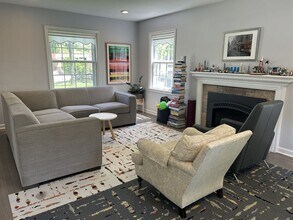 1110 Shorewood Blvd in Madison, WI - Building Photo - Building Photo