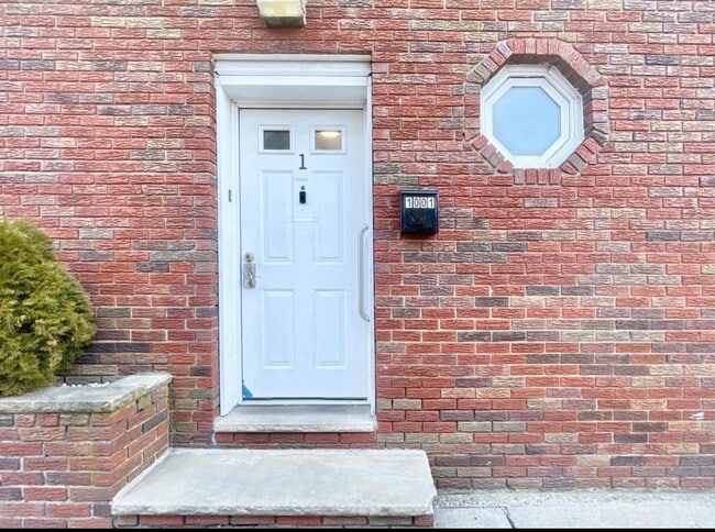 property at 1001 New York Ave