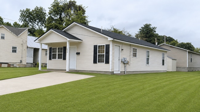 property at 1034 Hunter St