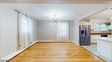 40 Howard St in Bloomfield, NJ - Building Photo - Building Photo