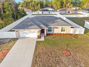 5587 SW 128th Pl in Ocala, FL - Building Photo - Building Photo