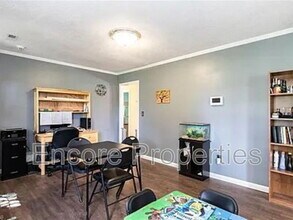 2141 Stonehaven Rd in Kernersville, NC - Building Photo - Building Photo