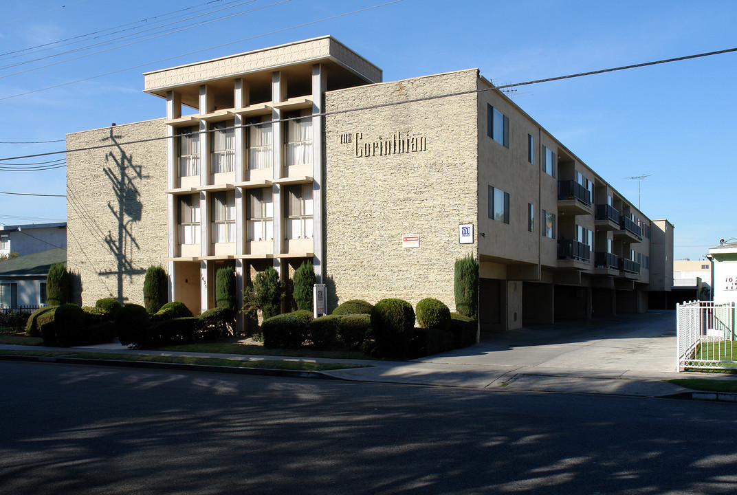 The corinthian in Inglewood, CA - Foto de edificio