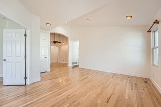 6327 S Miller Ct in Littleton, CO - Building Photo - Building Photo