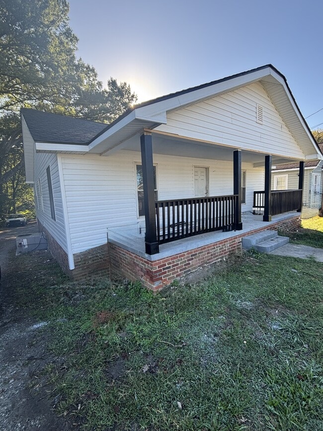 property at 1610 Johnson St