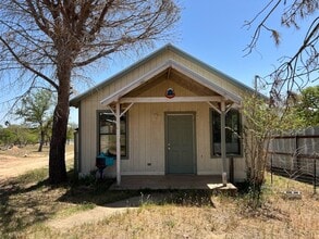 8164 TX-261 in Buchanan Dam, TX - Building Photo - Building Photo