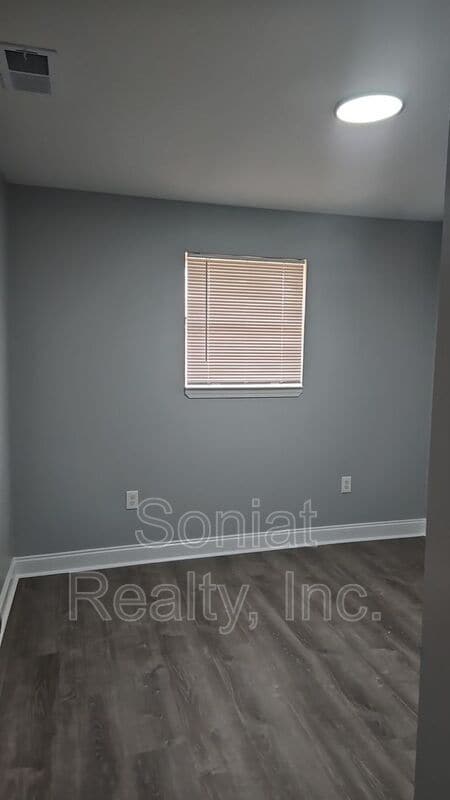 924 Deslonde St in New Orleans, LA - Building Photo - Building Photo