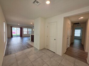 6990 Solano Cyn Ave in Las Vegas, NV - Building Photo - Building Photo