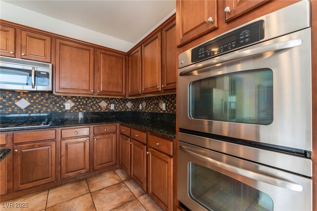 property at 6640 April Bend Ct