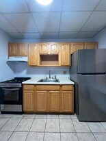 171 W 48th St, Unit 4 in Bayonne, NJ - Building Photo