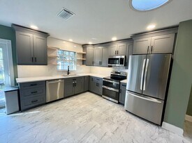 6326 8th Ave N in St. Petersburg, FL - Building Photo