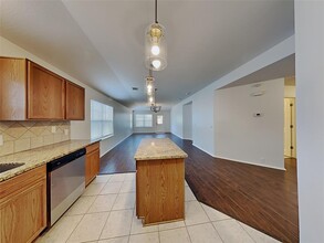10439 Deer Branch in Missouri City, TX - Building Photo - Building Photo